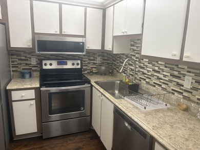 Beautifully updated 2-bedroom, 2-bath condo located in the - photo 8