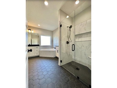 LET'S GET IT!! PRICE IMPROVEMENT!! Stunning 2,271 square foot - photo 25