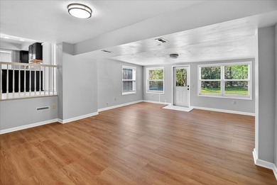 Rarely available, extensively renovated contemporary home just a - photo 34