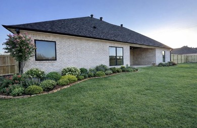 LET'S GET IT!! PRICE IMPROVEMENT!! Stunning 2,271 square foot - photo 36