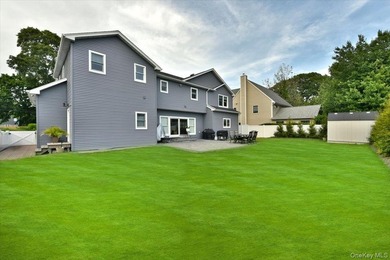Welcome To 28 Red Oak Place In Massapequa! This Beautifully - photo 37