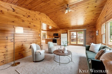 Welcome to 79 Sundago Park! This charming two bed one bath home - photo 3