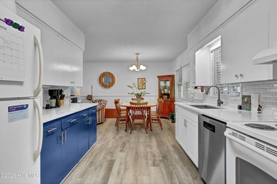 Welcome to paradise--an extraordinary coastal cottage-style - photo 37