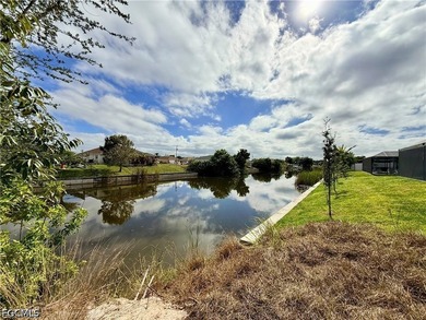 CAPE CORAL CANAL LOT Beautiful lot offers a unique opportunity - photo 3