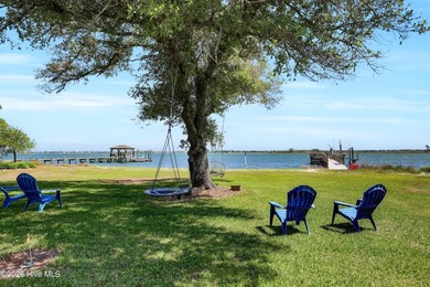 Welcome to paradise--an extraordinary coastal cottage-style - photo 45