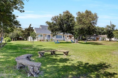 Welcome to paradise--an extraordinary coastal cottage-style - photo 46