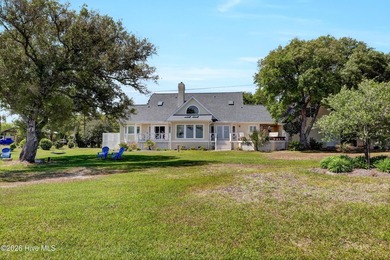 Welcome to paradise--an extraordinary coastal cottage-style - photo 48