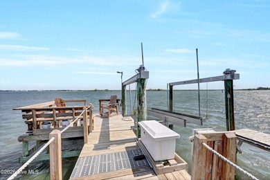 Welcome to paradise--an extraordinary coastal cottage-style - photo 50