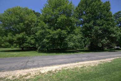 Cable Lake Lot For Sale in Dowagiac Michigan