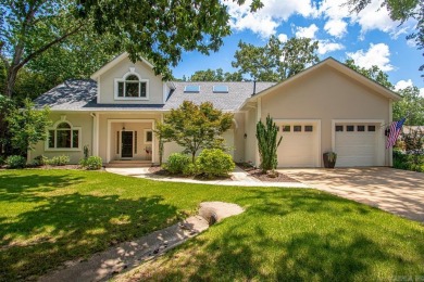 Lake Home For Sale in Hot Springs, Arkansas