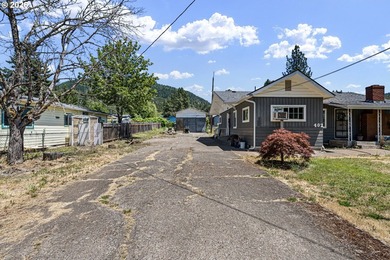 This home sits on a .36 acre corner lot in Lowell. Home has two - photo 3