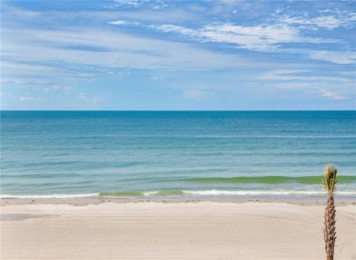 BEACHFRONT LIVING WITH THE PERFECT LAYOUT FOR FAMILY AND GUESTS - photo 4