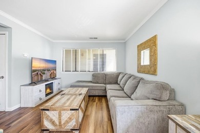 Top-floor end unit with beautiful beach views and excellent - photo 11