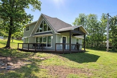 Welcome to your beautiful home located on Lake Tenkiller in - photo 1
