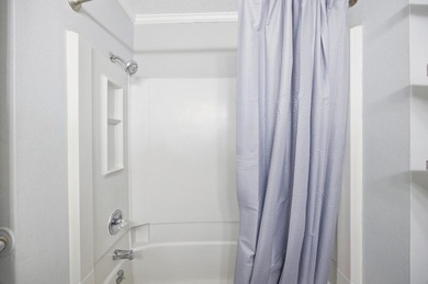 Top-floor end unit with beautiful beach views and excellent - photo 19