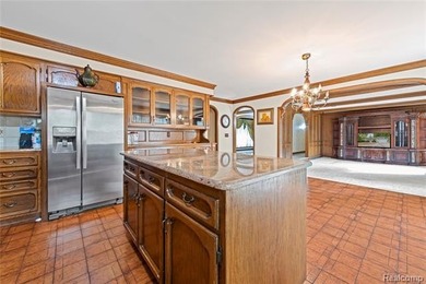 Welcome to 38219 Santa Anna Street in Clinton Township! This - photo 19
