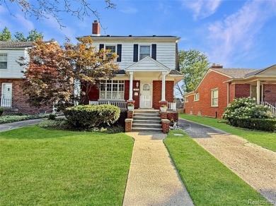 Lake Home For Sale in Grosse Pointe Woods, Michigan