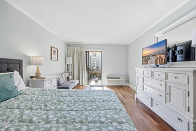 Top-floor end unit with beautiful beach views and excellent - photo 22