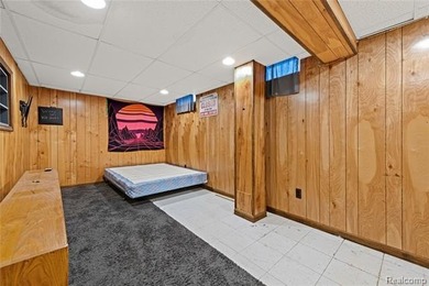 Welcome to 38219 Santa Anna Street in Clinton Township! This - photo 27