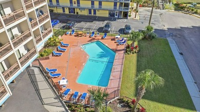 Top-floor end unit with beautiful beach views and excellent - photo 32