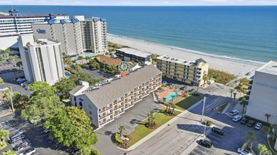 Top-floor end unit with beautiful beach views and excellent - photo 34