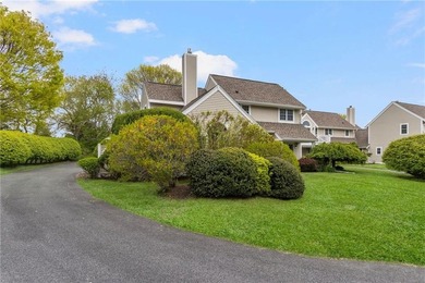 Welcome to 213 Corey Lane, a beautifully updated townhouse - photo 37