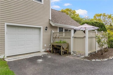 Welcome to 213 Corey Lane, a beautifully updated townhouse - photo 40