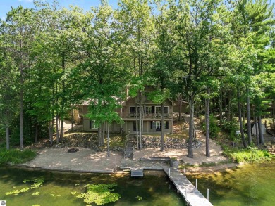 Spider Lake Home For Sale in Traverse City Michigan