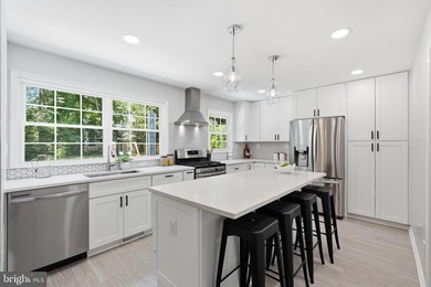 Move-in ready and meticulously renovated in sought-after Lake - photo 2