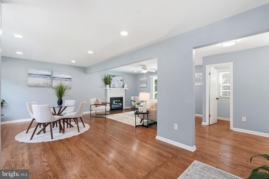 Move-in ready and meticulously renovated in sought-after Lake - photo 8