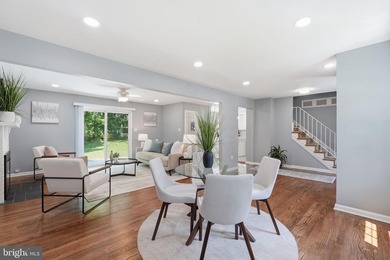 Move-in ready and meticulously renovated in sought-after Lake - photo 9