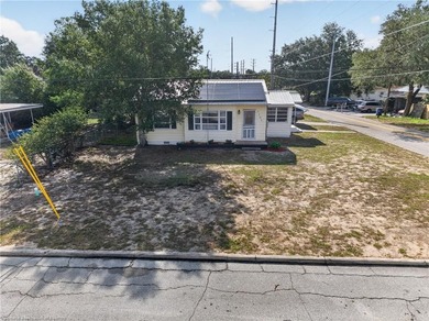 Charming 2-bedroom, 1-bath home conveniently located near - photo 10