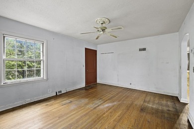 Nestled in the heart of sought-after Shorewood Hills, this - photo 4