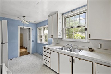 Nestled in the heart of sought-after Shorewood Hills, this - photo 10