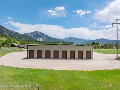 Fully leased self storage & mixed use commercial property in the - photo 14