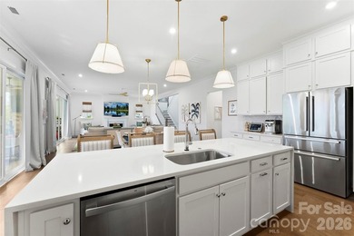 Welcome to 233 Lanyard Lane in the highly desirable McLean South - photo 17