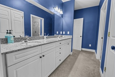 Welcome to this beautifully maintained 3-bedroom, 2-bath condo - photo 20