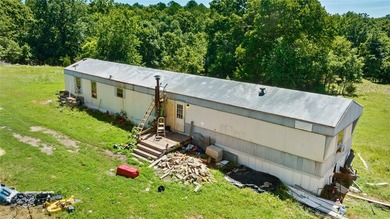 20 ac mol with no value mobile and old house - SELLER WILL - photo 6
