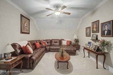 Welcome home to your own private estate! Tucked away at the end - photo 36