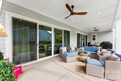 Welcome to 233 Lanyard Lane in the highly desirable McLean South - photo 40