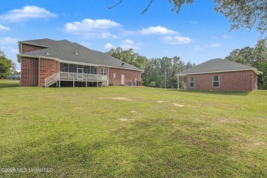 Welcome home to your own private estate! Tucked away at the end - photo 45