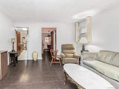 Amazing priced single-family home located in the heart of the - photo 3