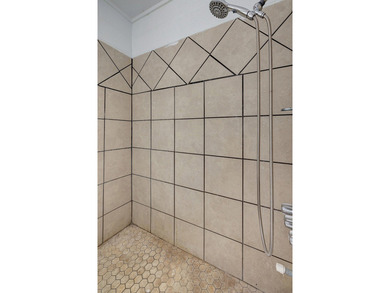 Experience the unbeatable convenience of this centrally located - photo 10