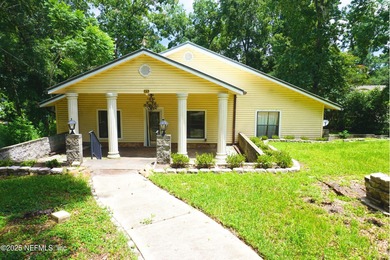 Lake Asbury Home For Sale in Green Cove Springs Florida