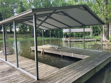 140' Seasonal Waterfront & Nestle on private wooded 0.75 Ac +/-! - photo 6