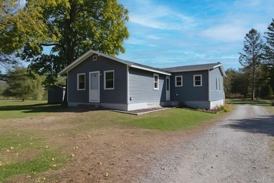 (private lake, pond, coastal) Home For Sale in Germantown New York