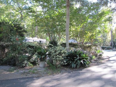 Welcome to HHI Motorcoach Resort on the coveted south end of - photo 15