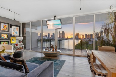 MODERN INDUSTRIAL DESIGN DUPLEX WITH BREATHTAKING MIAMI SUNSET