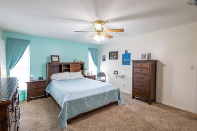 Pool, cul-de-sac & steps to Lake Wichita trails! Spacious - photo 20
