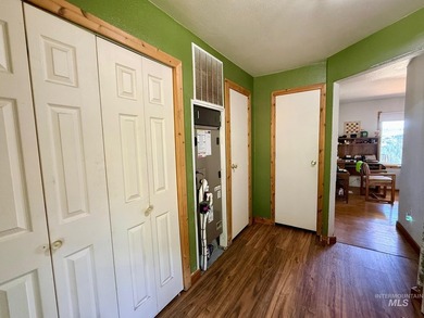 Million-Dollar-River Views at half the price! Experience the - photo 26